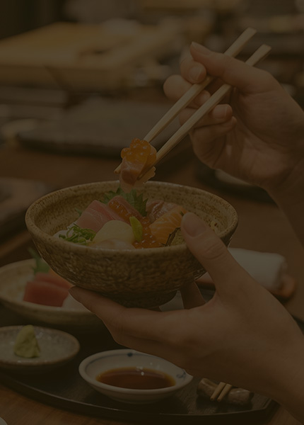 手のひらサイズの器